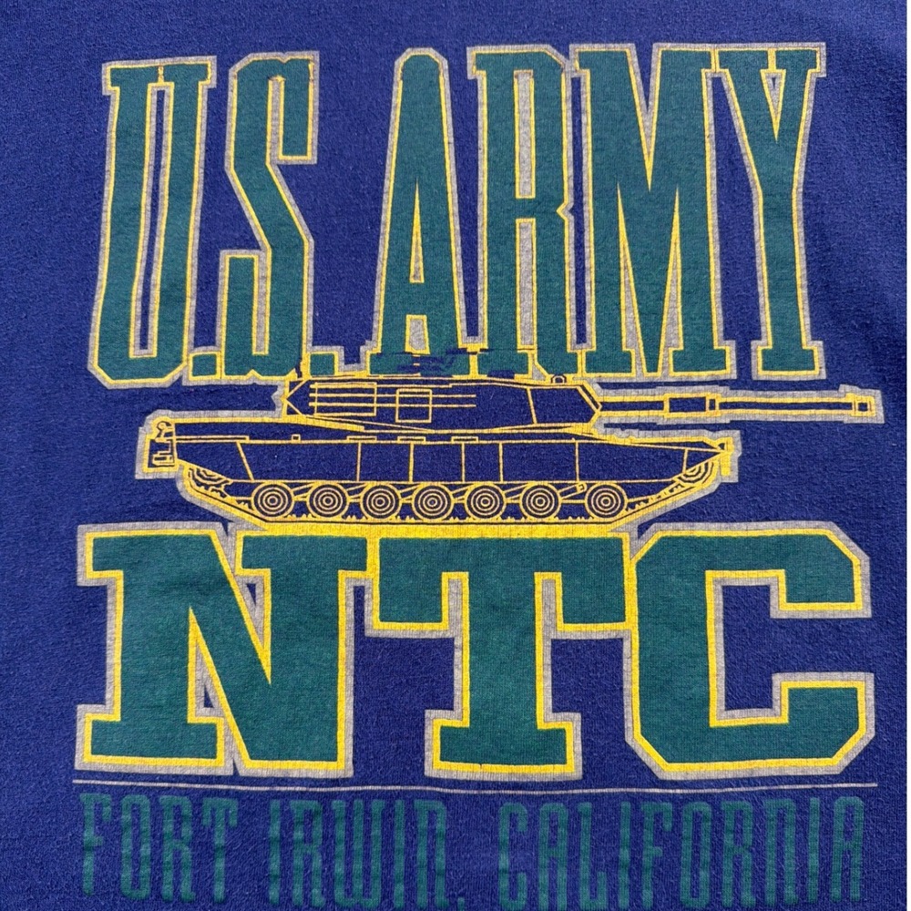 Vintage US Army NTC Fort Irwin California Tank Mens Medium Shirt Made In USA